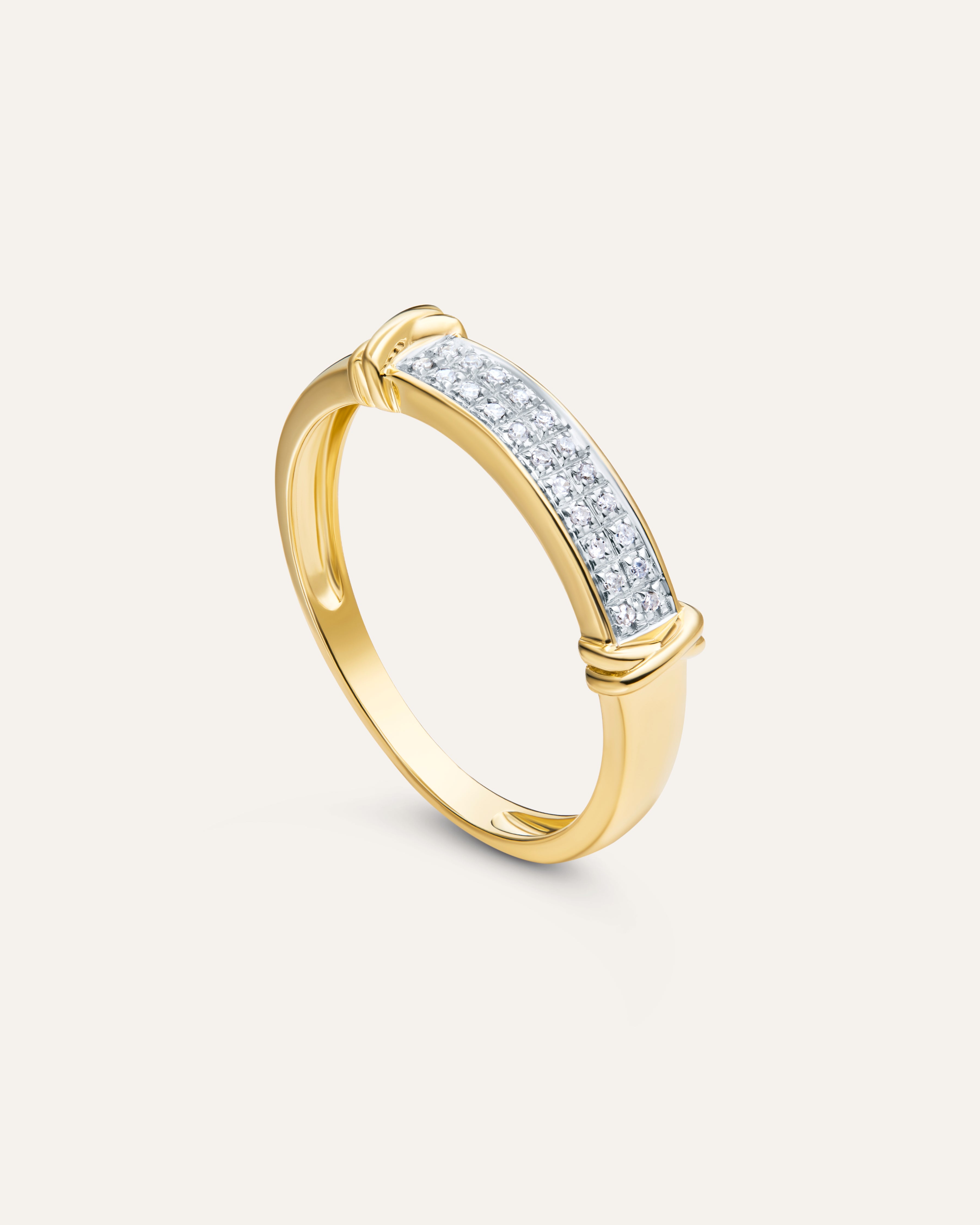 Gold ring with Natural Diamond