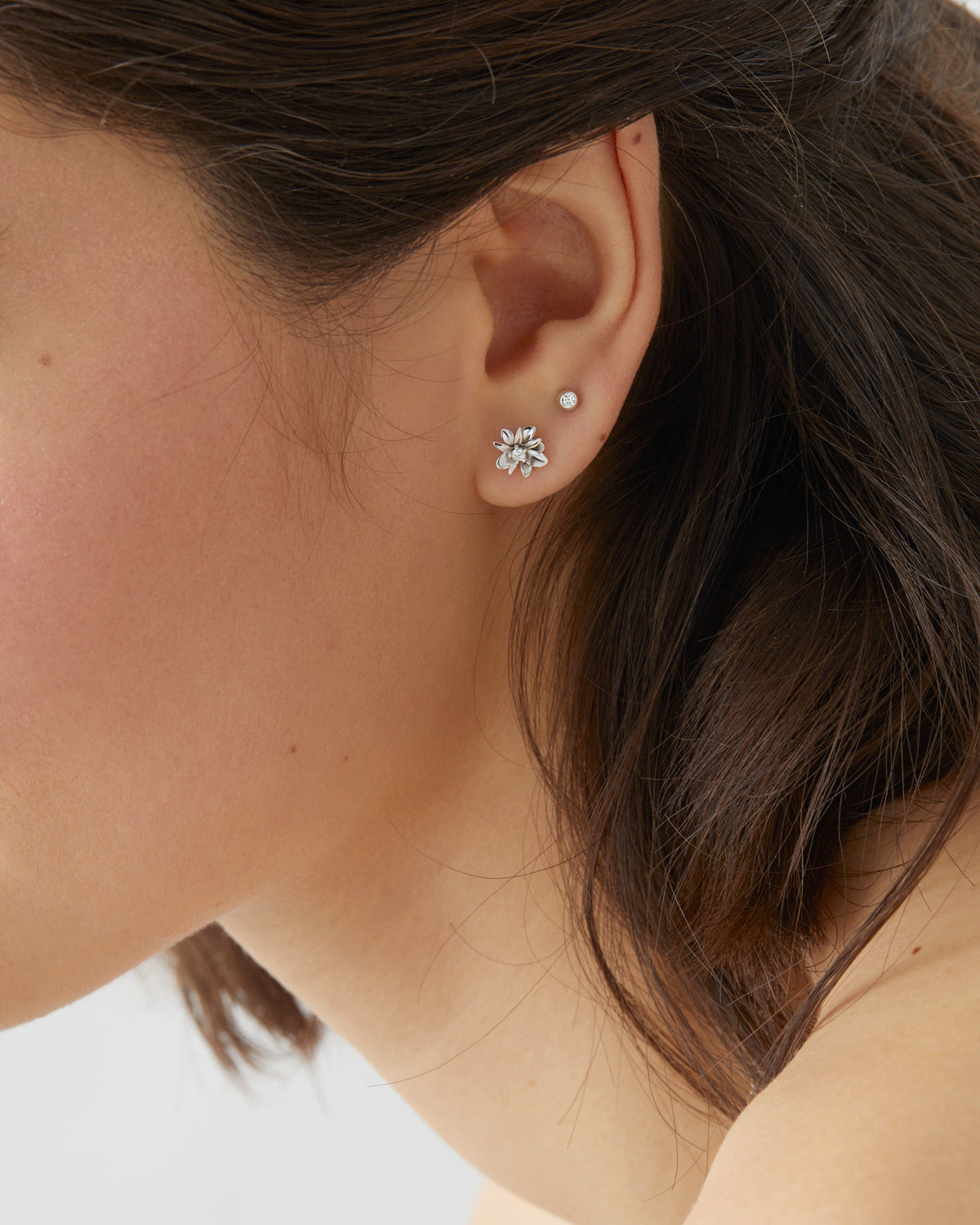 Silver earring with Cubic Zirconia